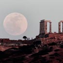 Photo: The Moon's Peculiar Dust Gets More Peculiar Still